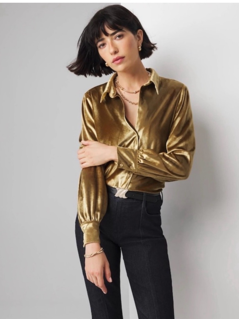 Crashed velvet White House Black Market shirt